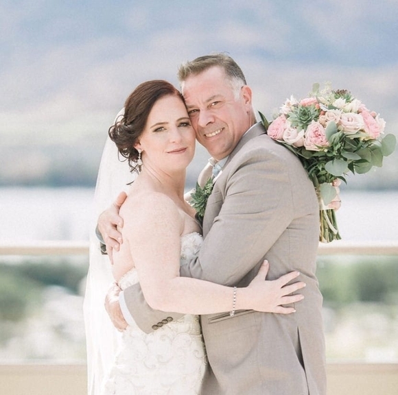 Meet your Posher, Helen - Picture 1 of 1